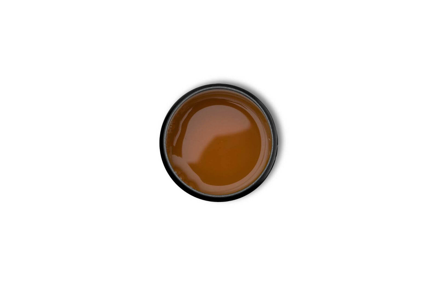 Hojicha geroosterde thee in een kopje